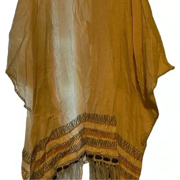 Johnny Was Women's Beige Fringed Poncho Viscose One Size Lightweight Layer - Picture 7 of 11